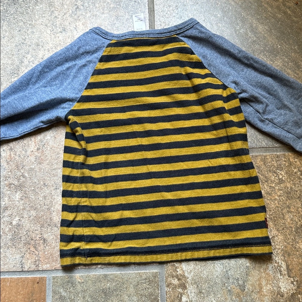 Lot of three Tea Collection boys long sleeve shirts - size 18-24 months - Picture 5 of 9